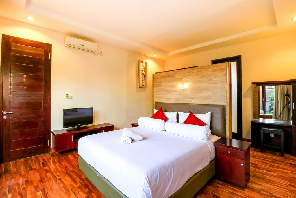 Gayatri Seminyak (Bali)